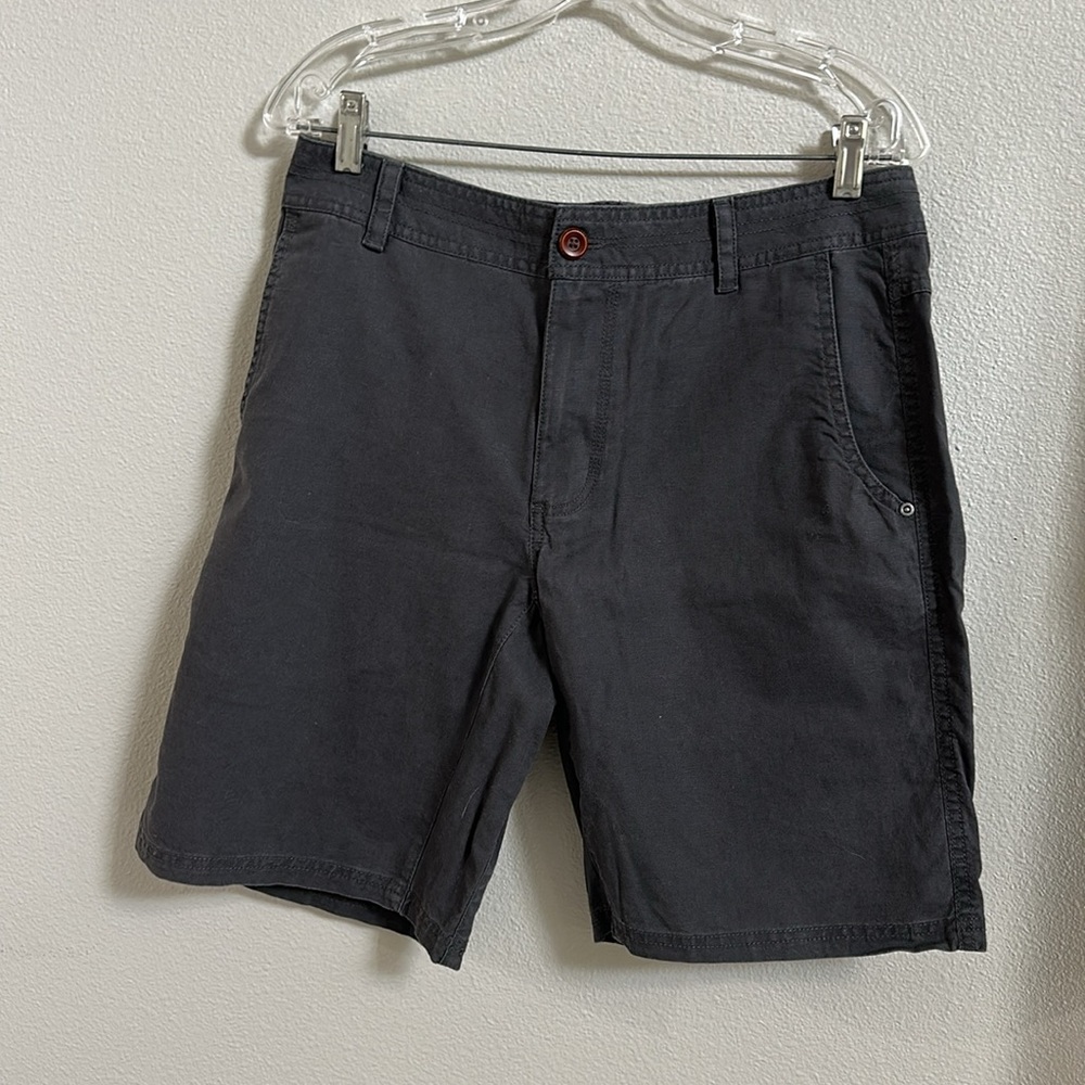 Columbia Men's Charcoal Flat Front Shorts
